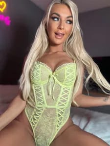 🍉Ｄｅｍｉ’ｓ Ｄｏｕｂｌｅ Ｄ’ｓ 🍉𝕍𝕠𝕥𝕖𝕕 𝔹𝕖𝕤𝕥 𝕁𝕦𝕘𝕤 🥛 demi_brookes OnlyFans
