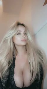 Louise louisemoore OnlyFans