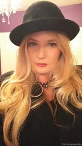 SexyEmma matureemmafree OnlyFans