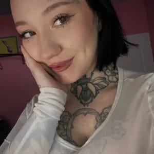 Huge TIIITS 👅👅 evadiavel OnlyFans