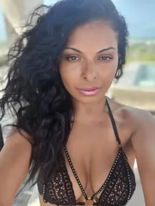 Goddess Priya Moore - Nsfw madampriyamoore OnlyFans