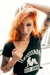 Hot mom 💦 gingermomm OnlyFans