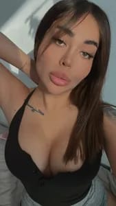 Roxana u405624125 OnlyFans