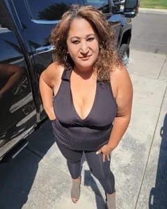 Ms.Curvy.V mscurvyvee OnlyFans