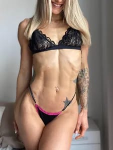 Lisa Muscle #1 BEST MILF NAUGHTY FITNESS ON OF