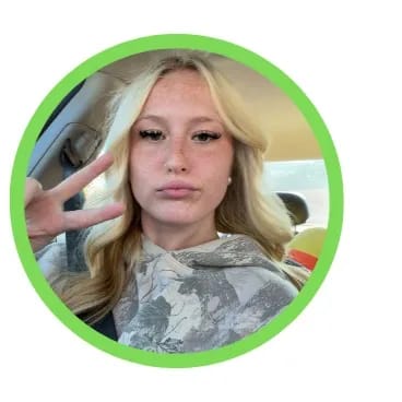 Grace Bailey Blonde TEEN w blue eyes 🟢 ONLINE 🟢 gracebailey2 OnlyFans