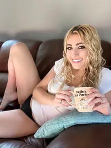 Francesca 💜 𝐕𝐢𝐝𝐞𝐨 𝐂𝐚𝐥𝐥𝐬 francescapolenta OnlyFans