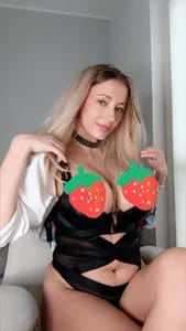Slavic Sweetheart<3 slavicsweetheart OnlyFans