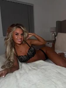 Ella2002x ellalawrence02 OnlyFans