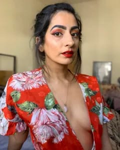 natural indian beauty brownandhairy OnlyFans
