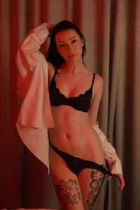 𝐕𝐢𝐢𝐯𝐢 😘 viiviperkele OnlyFans