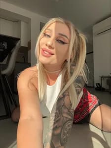 Molly_Bell mollyxbell OnlyFans