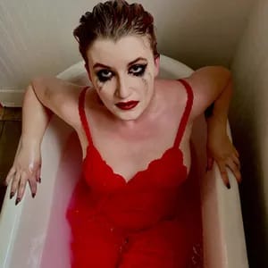 Raspberry knowsferatu OnlyFans