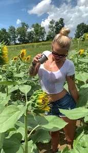 Mollie Rose Public 😘!  🖤 shaped bush hooked_on_mollie2 OnlyFans