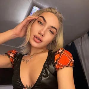 🎁Karina Bb 💦 karina_bb OnlyFans