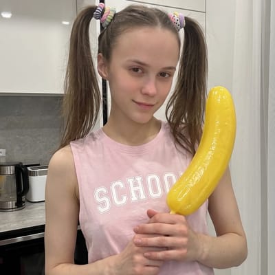 🍩 S M A L L 🍼 N I K A 🍩 sma OnlyFans