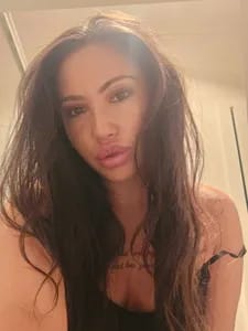 Zara Belford 😈 zarabelford OnlyFans