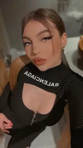 Bernette amira_wet OnlyFans