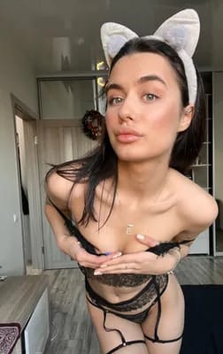 Tiny Shiny tiny_shiny OnlyFans