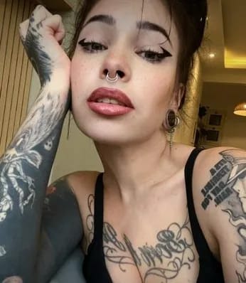 CHRIS - YOUR JIZZ BUCKET 😈😈😈 lovelychris OnlyFans