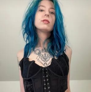 Goth Wifey Sky 💖 pastelskytrash OnlyFans