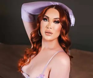 HUNG AVA 💜 ONLINE NOW! theavacole OnlyFans