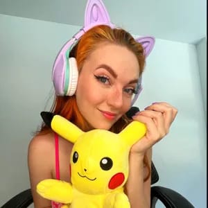 𝐘𝐨𝐮𝐫 𝐖𝐚𝐢𝐟𝐮 💗💦 maddie_fox OnlyFans