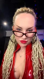 ⛓️🖤𝐄𝐯𝐚 𝐊𝐢𝐧𝐤𝐲 𝐌𝐨𝐦𝐦𝐲🖤⛓️ badassbitchvip OnlyFans