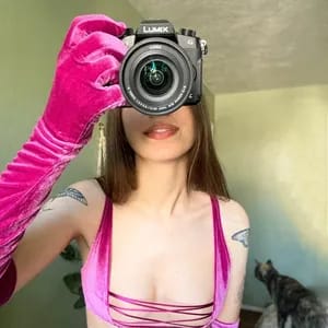 Mitzi ² seraphkittenfree OnlyFans