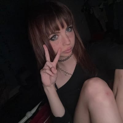 𝓲𝓿𝔂 🖤